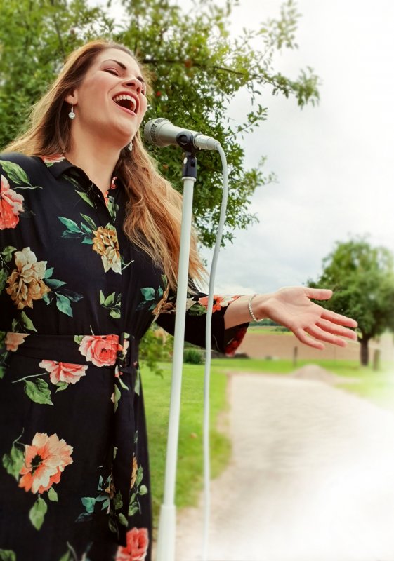Foto 5 von Dorothea Proschko - Hochzeitssängerin